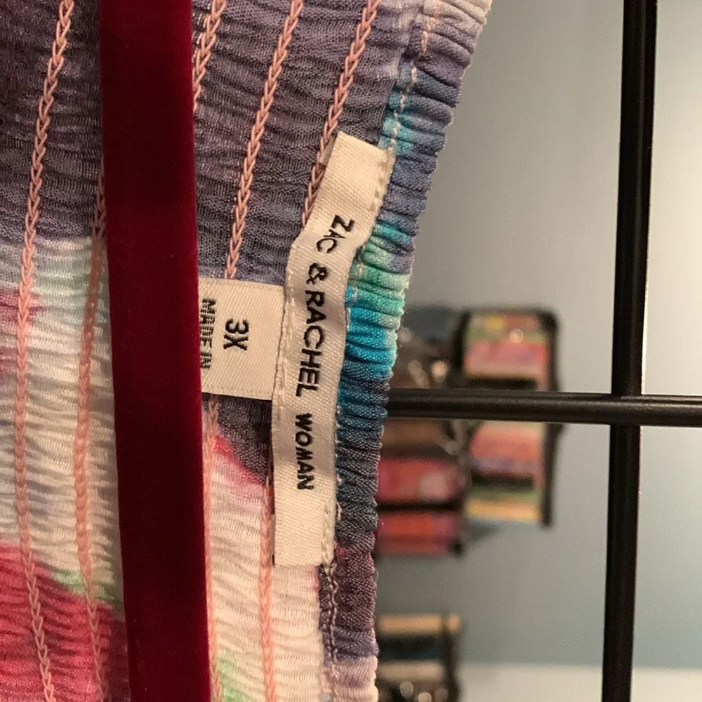 Zac & Rachel Blue and Pink Blouse - Picture 2 of 2